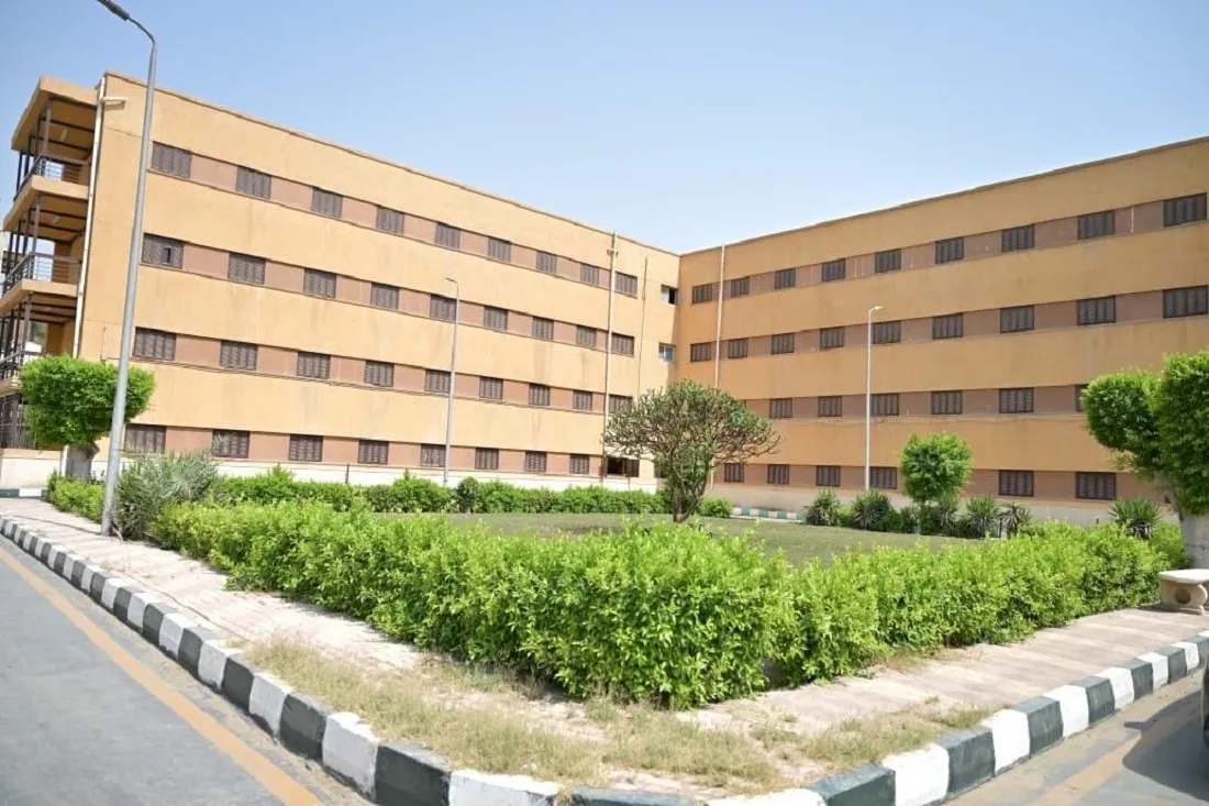 إحدى المدن الجامعية بجامعة القاهرة