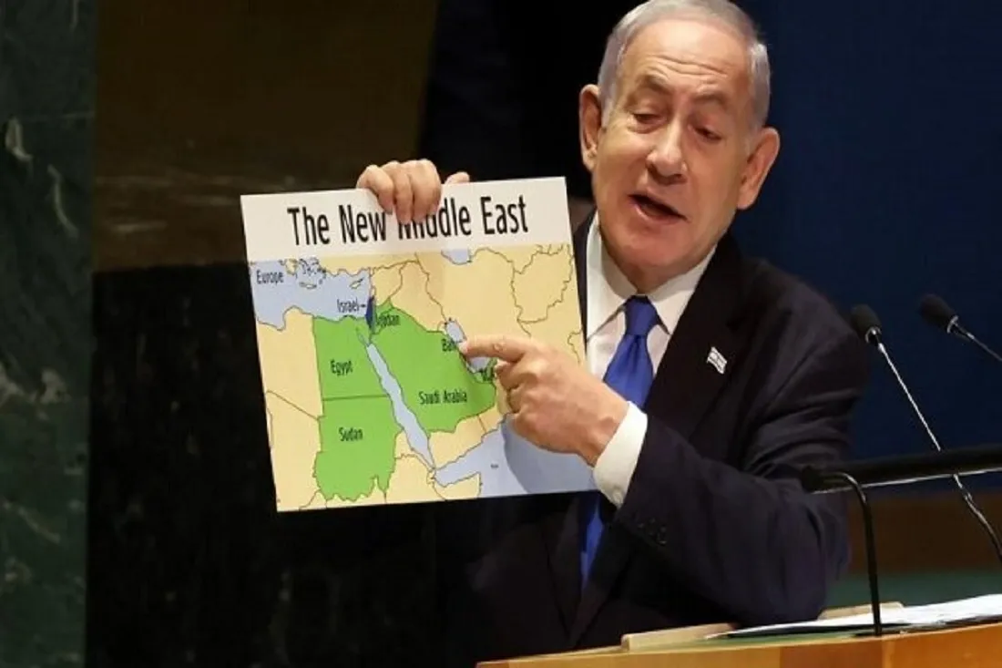 نتنياهو يشرح مخطط إسرائيلي على خريطة إسرائيل الكبرى