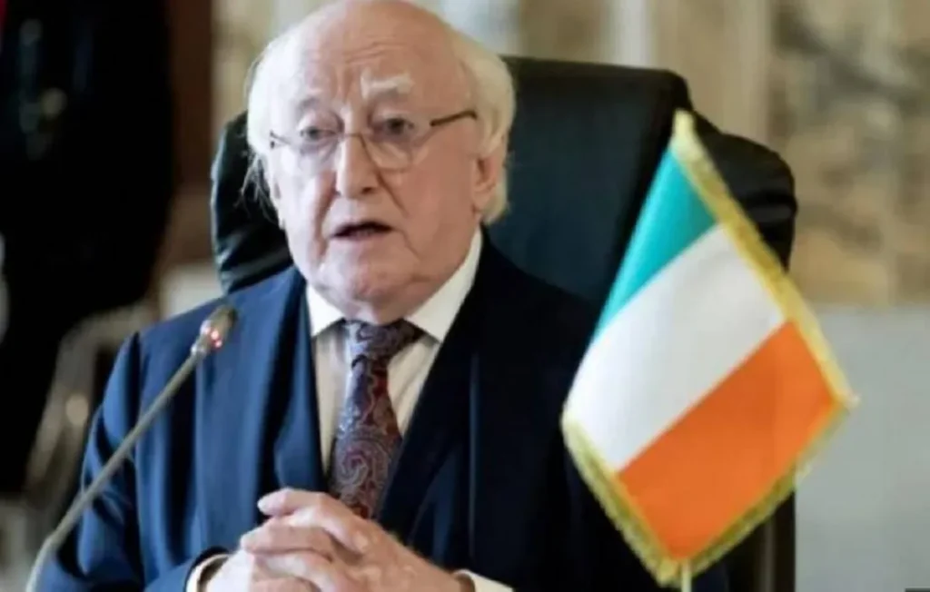 الرئيس الايرلندي مايكل دي هيجينز