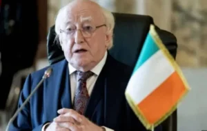 الرئيس الايرلندي مايكل دي هيجينز