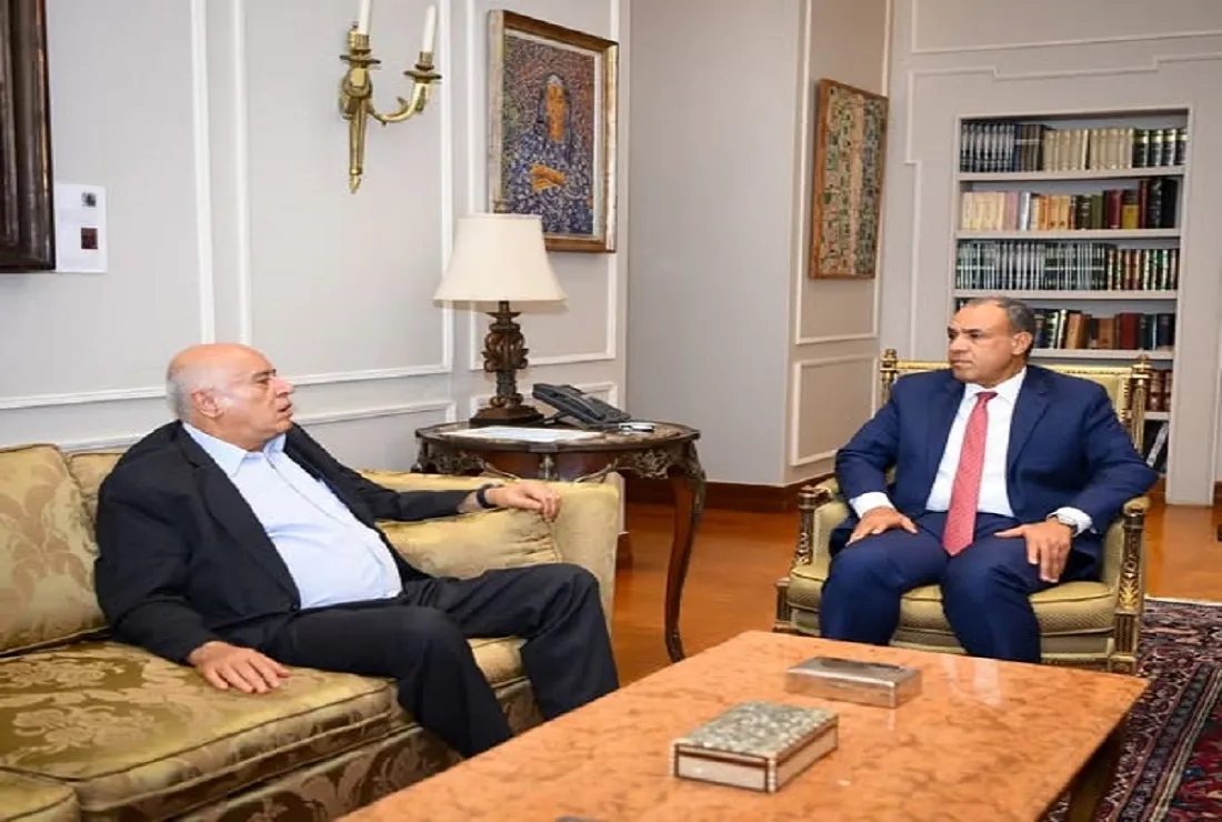 وزير الخارجية المصري يستقبل أمين سر اللجنة المركزية لحركة فتح الفلسطينية