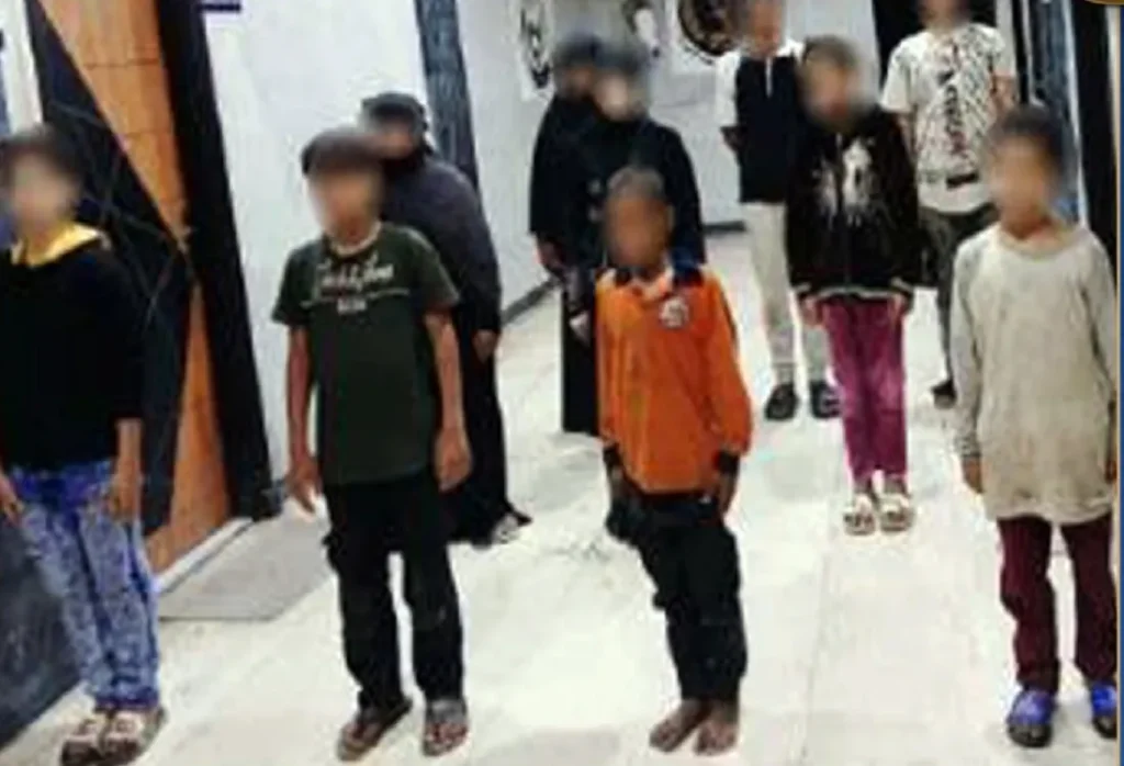 الأطفال المختطفة