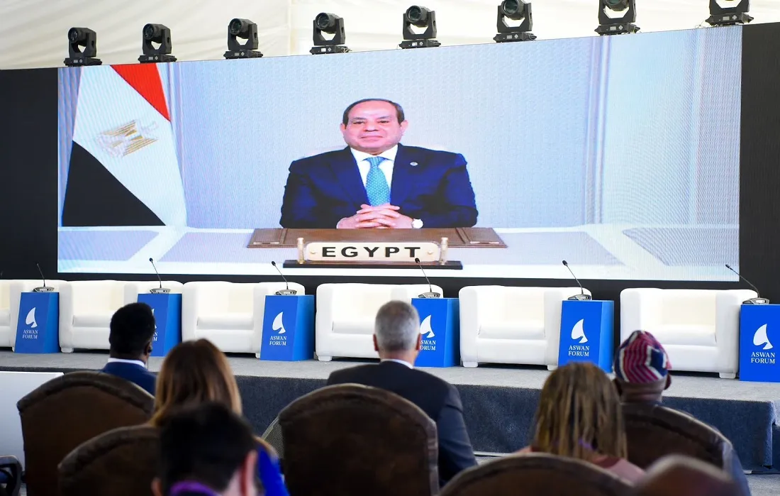 الرئيس المصري يفتتح أعمال النسخة الخامسة من منتدى أسوان للسلام