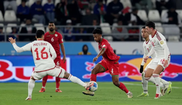 الإمارات وعمان