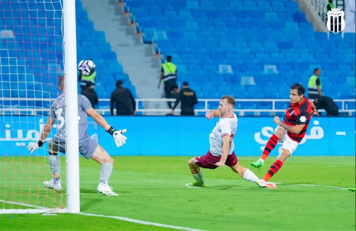 من مواجهات اليوم الرياض والخلود