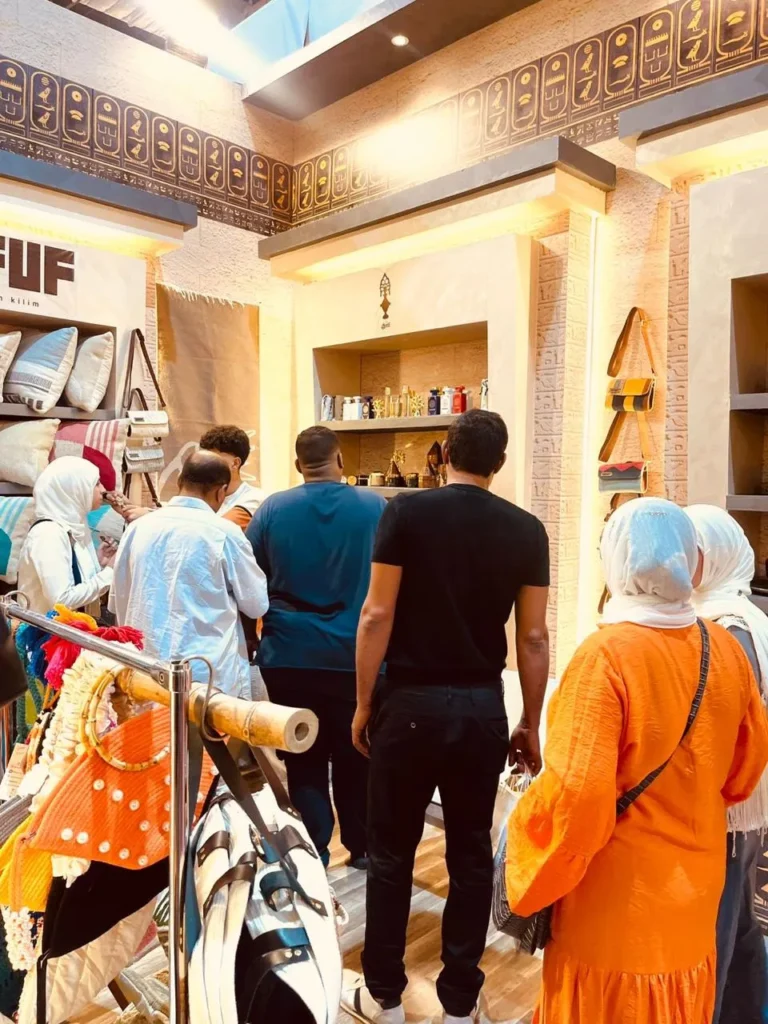 جانب من معرض "تراثنا"