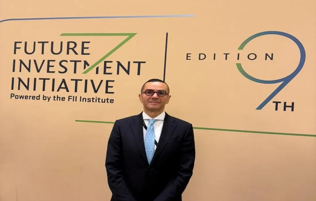 المهندس حسن الخطيب وزير الاستثمار