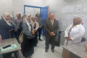 وكيل وزارة الصحة بالقليوبية خلال جولته بمدن المحافظة