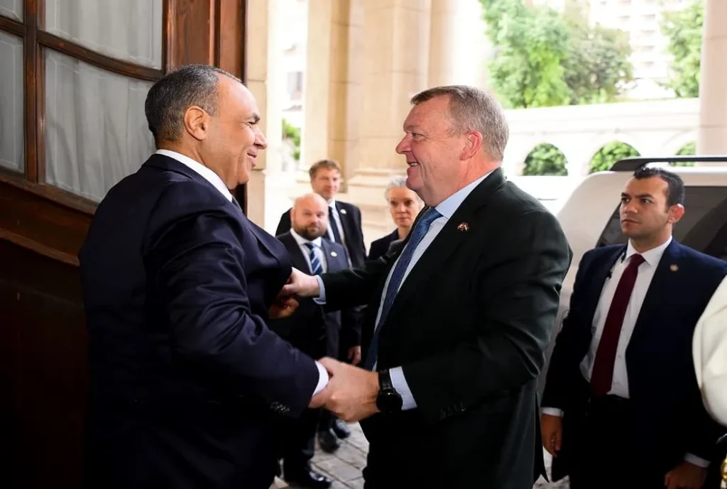 وزير الخارجية المصري يلتقي نظيره الدنماركي