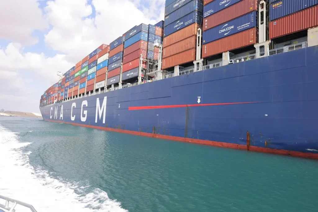 سفينة الحاويات CMA CGM HELIUM  