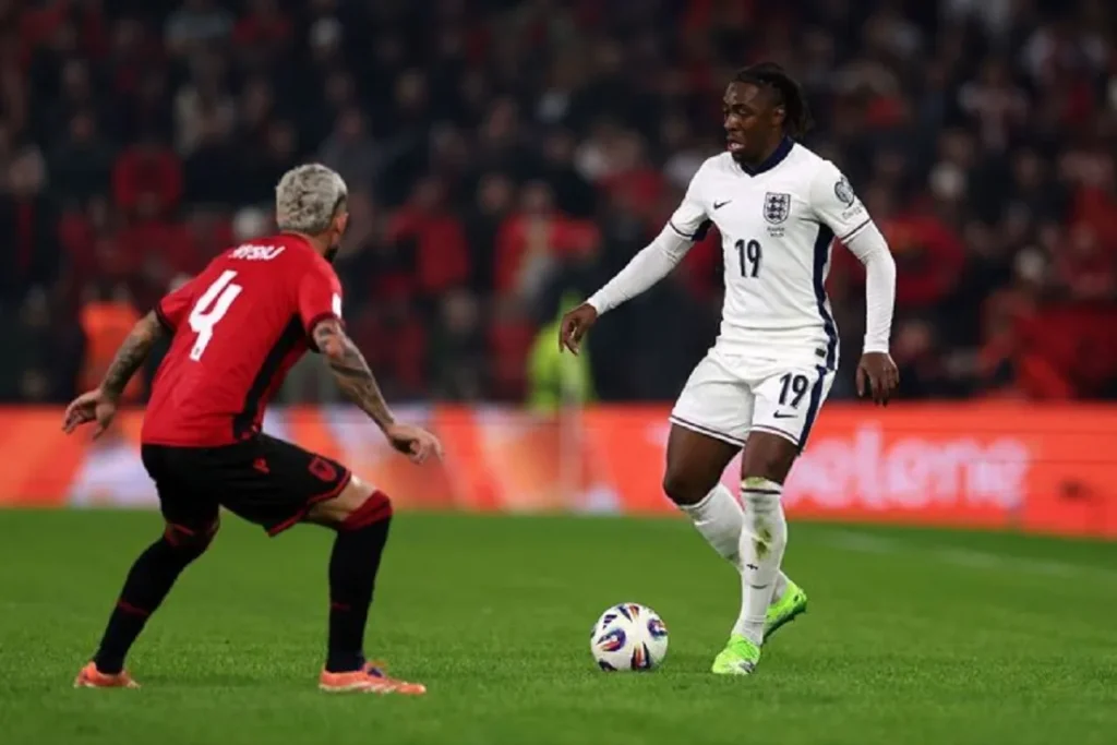 إنجلترا وألبانيا