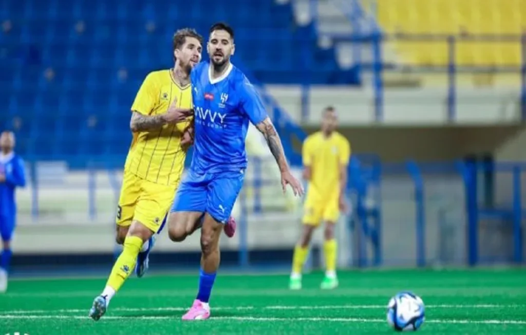 من مباريات اليوم  الغرافة والهلال