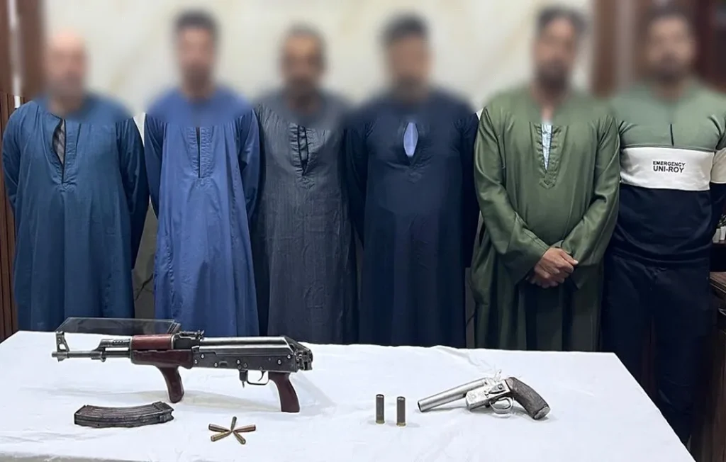 المتهمون بسرقة مادة كبريتيد الزئبق