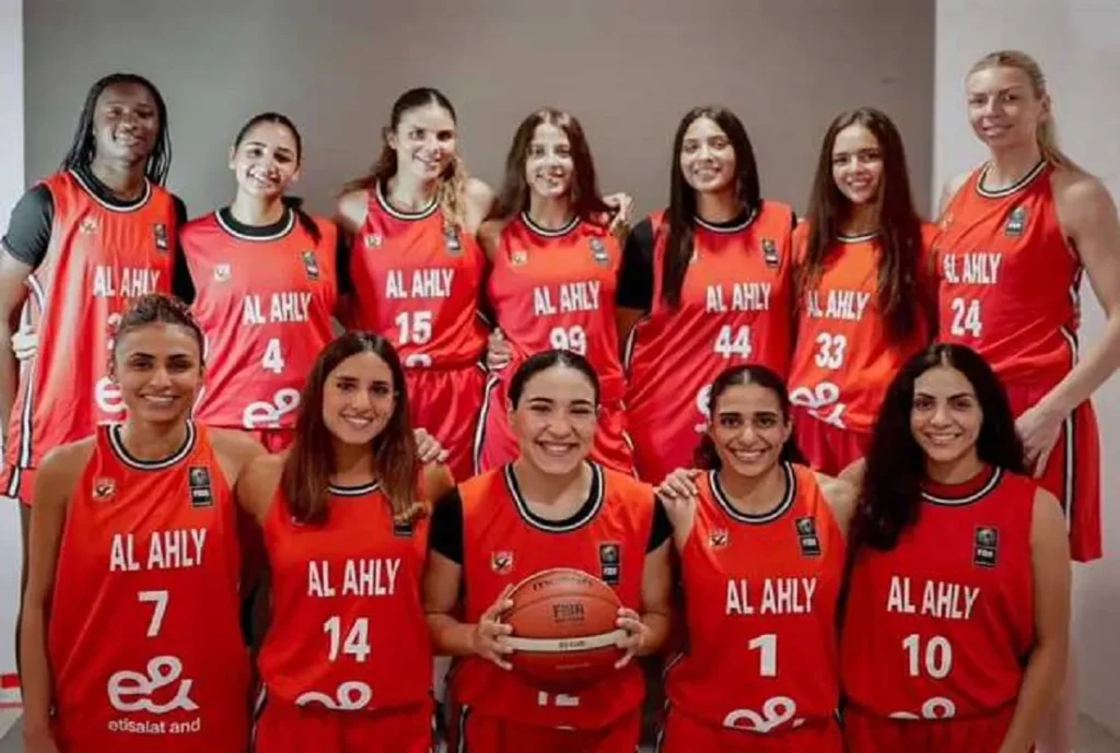 فريق كرة السلة للنادي الأهلي للسيدات المشارك في بطولة إفريقيا للسيدات