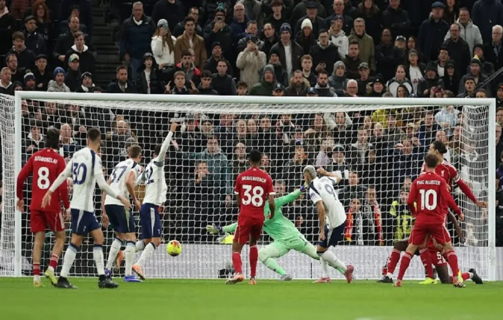 ليفربول وتوتنهام