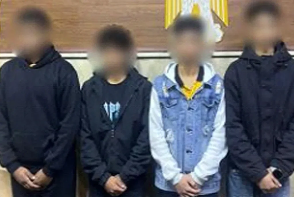 الطلاب الذين اعتدوا على المدرس في إحدى مدارس عين شمس