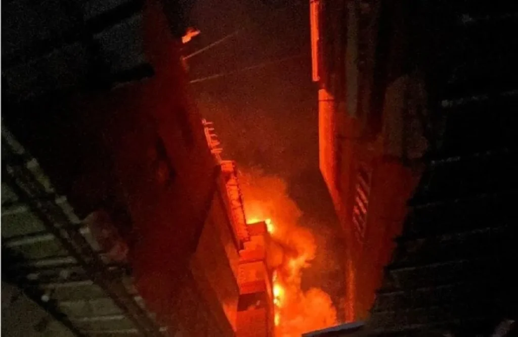 حريق سوق الخواجات بالمنصورة