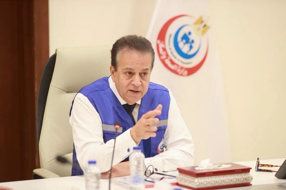 وزير الصحة يترأس غرفة الأزمات والطوارئ لوضع خطة التأمين الطبي لاحتفالات رأس السنة