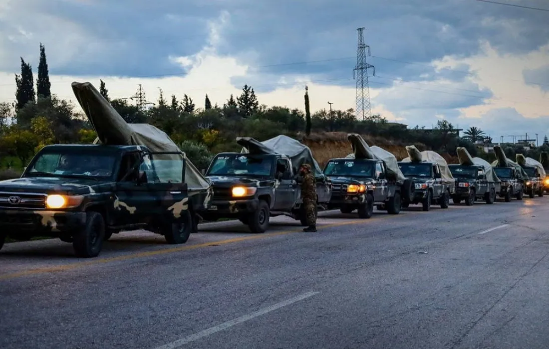 الجيش السوري وهو في طريقه لريف حلب ( الصورة من الإخبارية السورية )