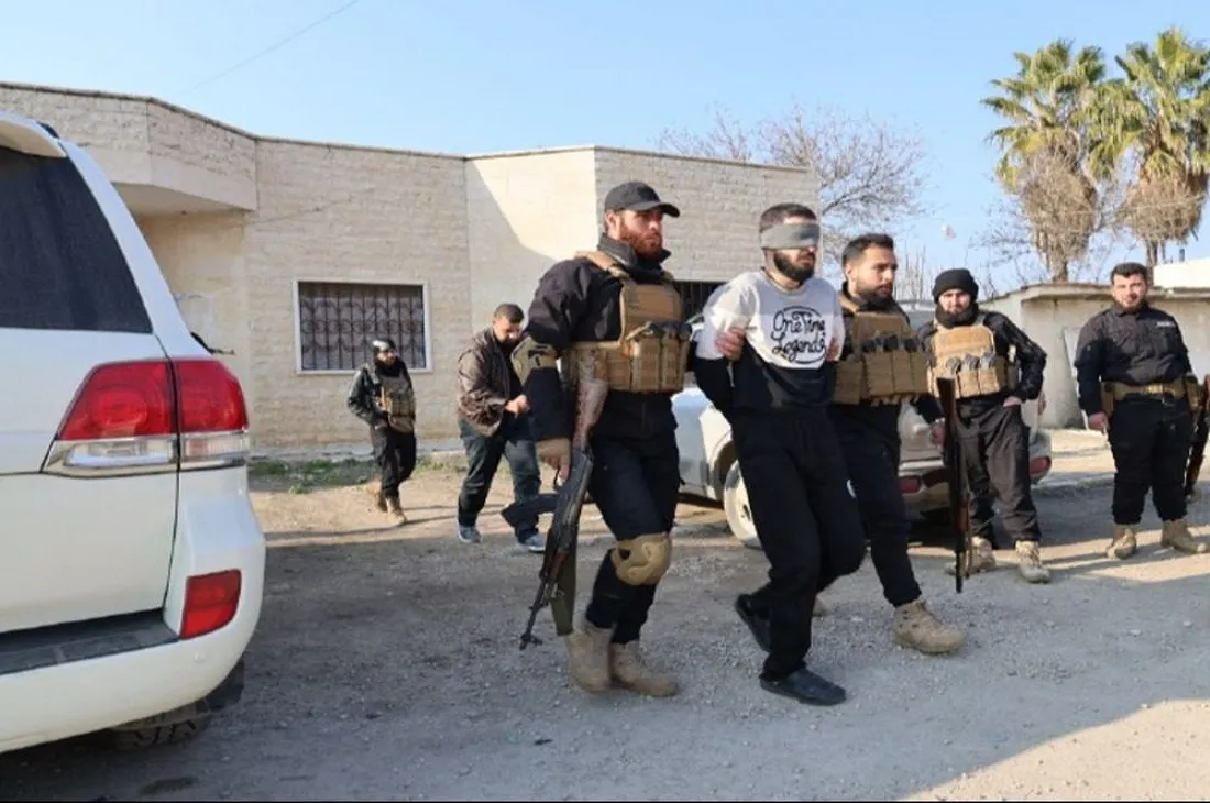 الأمن الداخلي السوري يلقي القبض على القبض على ثلاثة أشخاص ( الصورة من الإخبارية السورية )