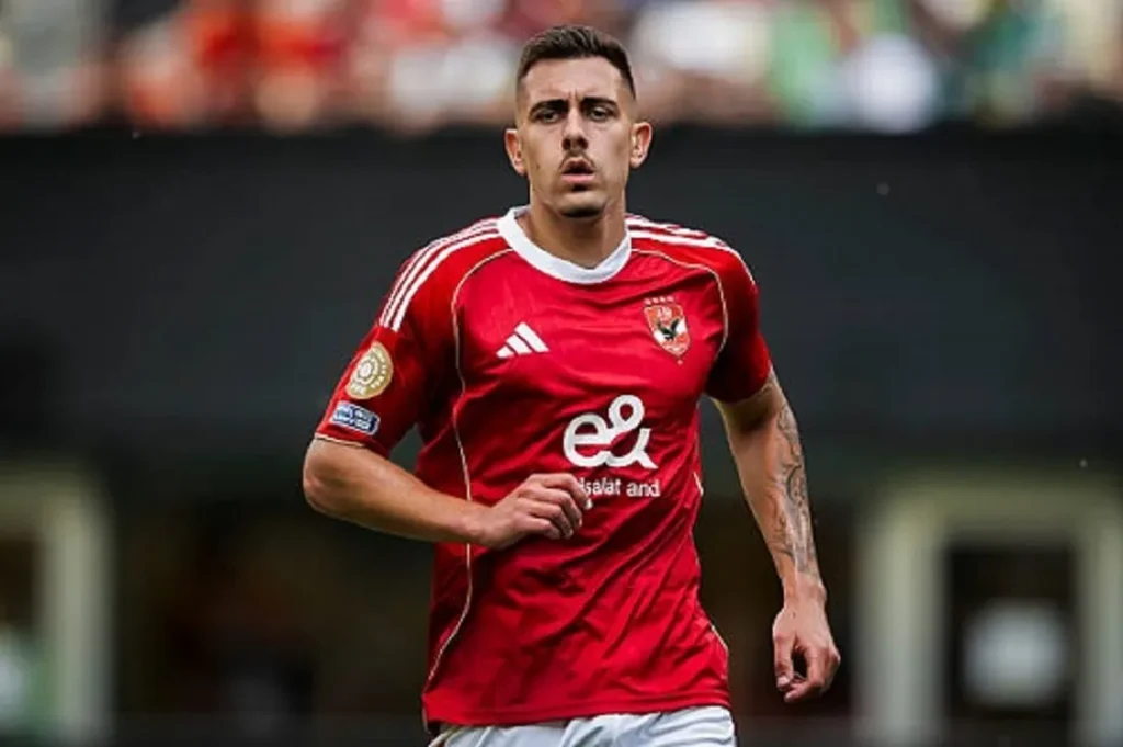 جراديشار لاعب الأهلي السابق