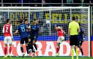 جيسوس لاعب أرسنال يحرز الهدف الثاني في شباك إنتر ميلان