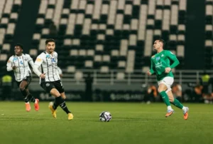 الشباب والنجمة