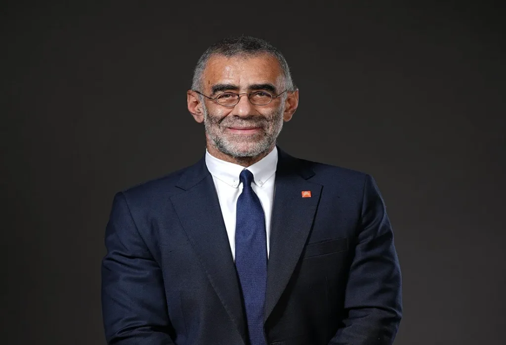 حسين أباظة الرئيس التنفيذي لبنك القاهرة