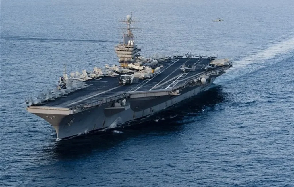 حاملة الطائرات الأمريكية ابراهام لينكولن – صورة أرشيفية