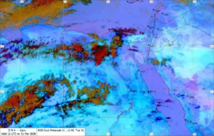 خريطة توضح حالة الطقس من الأقمار الصناعية صادرة عن هيئة الأرصاد الجوية المصرية