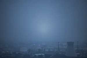 مصفاة حيفا في أعقاب الهجوم الإيراني على إسرائيل يوم 19 مارس 2026( صورة من رويترز)