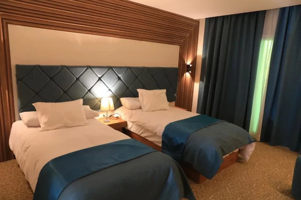 جانب آخر من الأسرة بفندق الجامعة