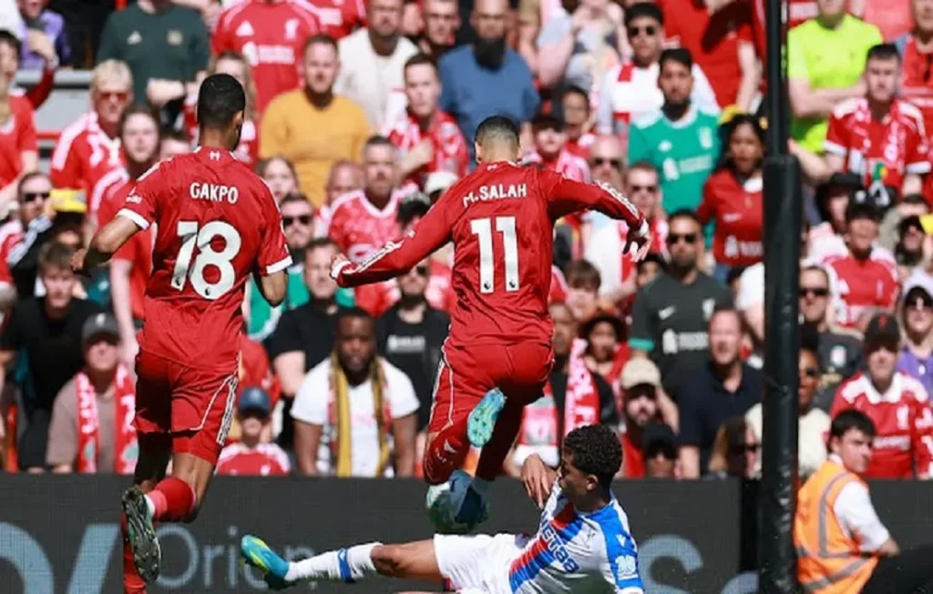 ليفربول وكريستال بالاس ( الصورة من رويترز)