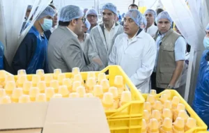 رئيس الوزراء يتفقد مصنع "غازي لاند" بالمنطقة الصناعية ببنها