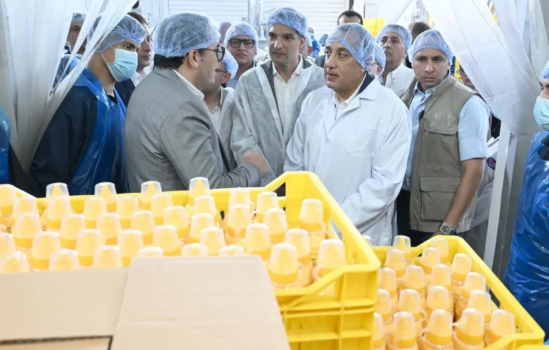 رئيس الوزراء يتفقد مصنع "غازي لاند" بالمنطقة الصناعية ببنها