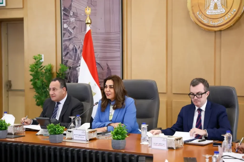 إطلاق المرحلة الرابعة من المبادرة الوطنية للمشروعات الذكية الخضراء بحضور وزراء التنمية المحلية والتعليم العالي والتخطيط