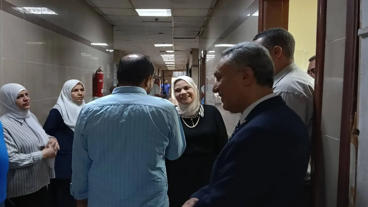 جولة تفقدية لمدير فرع القليوبية للتأمين الصحي استعدادًا لعطلة عيد الأضحى المبارك