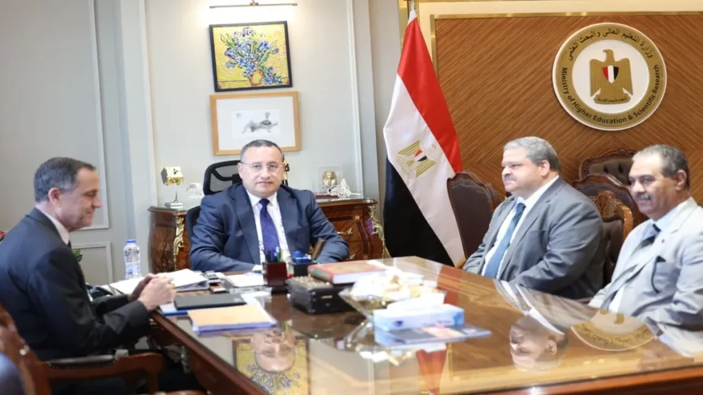 جودة التعليم الفني محور اجتماع وزير التعليم العالي مع هيئة إتقان لتطوير منظومة الاعتماد