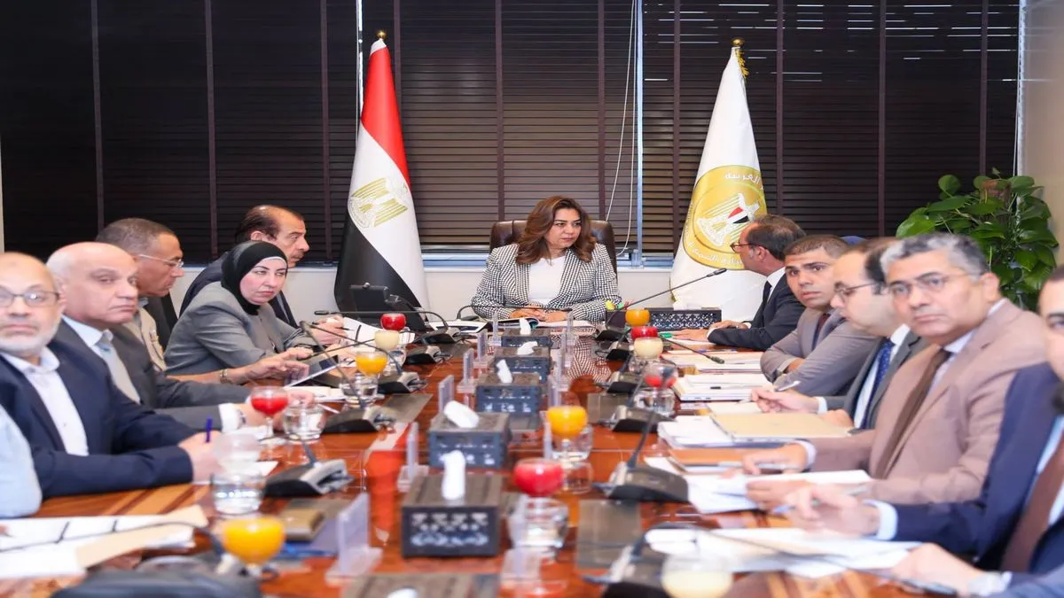اجتماع وزيرة التنمية المحلية والبيئة من أجل تطوير السياسات البيئية وإجراءات لدعم الإدارة المستدامة للموارد