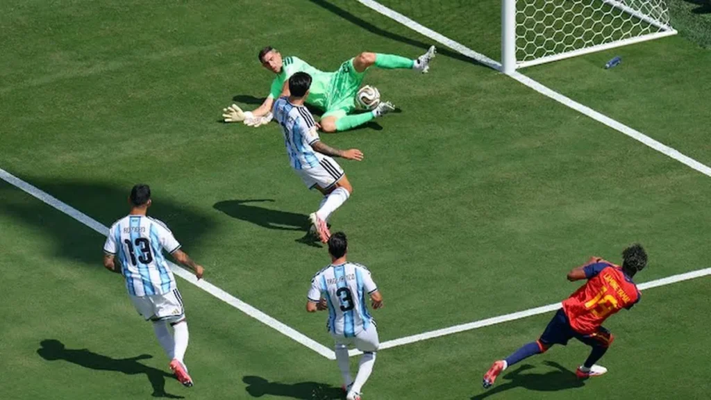 الأرجنتين وإسبانيا في نهائي كأس العالم