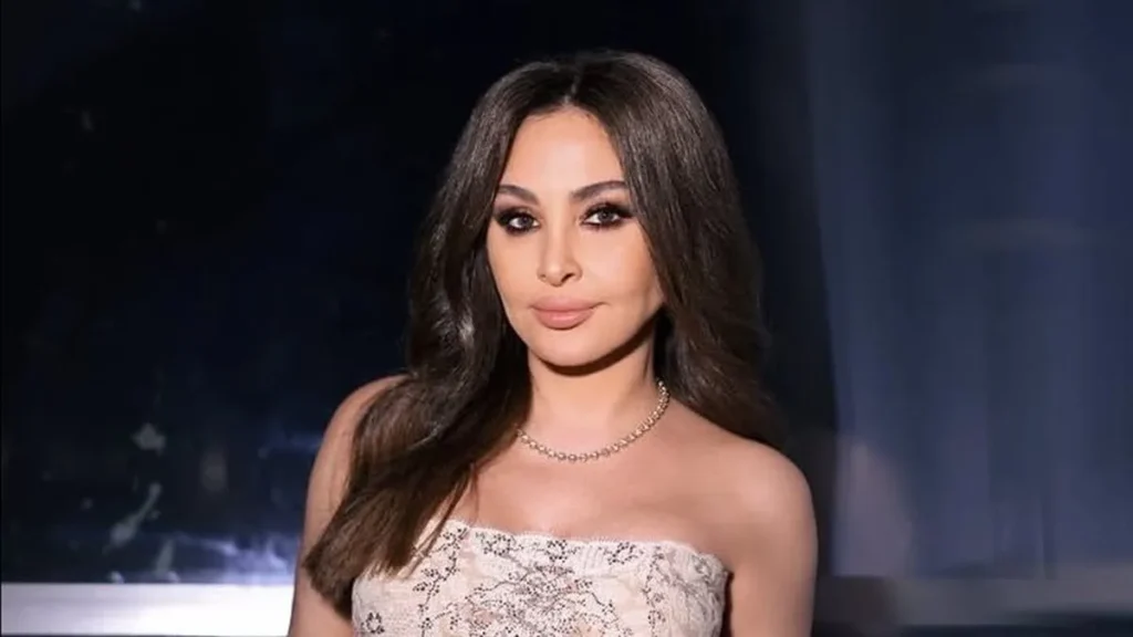 الفنانة اللبنانية إليسا