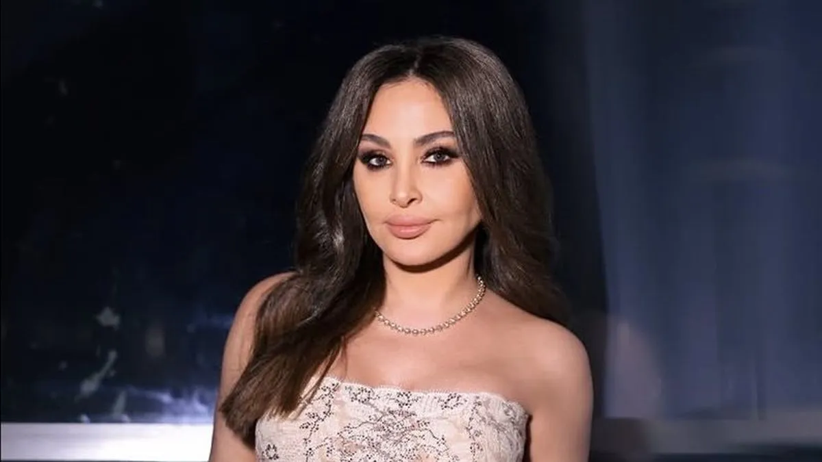 الفنانة اللبنانية إليسا
