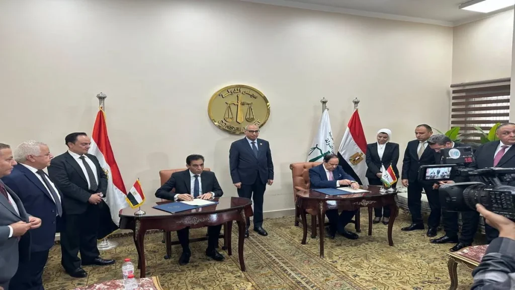 افتتاح مكتب تصديقات وزارة الخارجية بالتجمع الأول