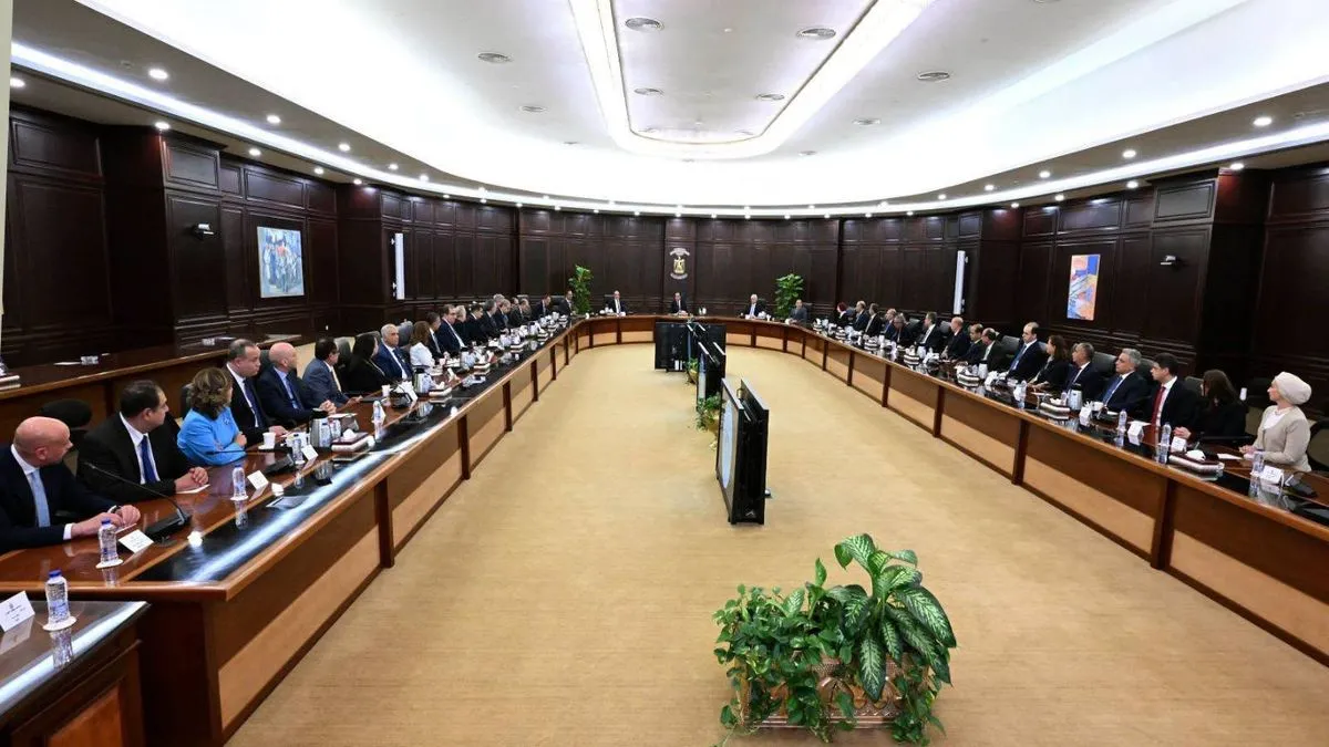 مدبولي يلتقي رؤساء البعثات الدبلوماسية المرشحين بالخارج
