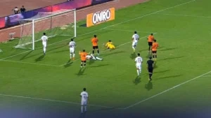 الزمالك والبنك الأهلي في الدوري المصري