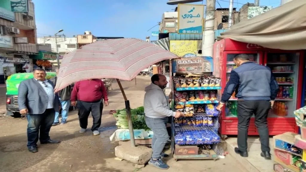 إشغال الشوارع والأرصفة بأحد المناطق في مصر