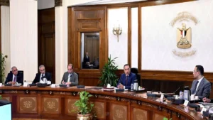 مدبولي يتابع مشروعات التحول الرقمي وتطوير الاتصالات